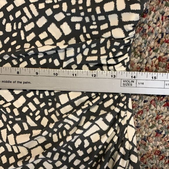 Lauren Ralph Lauren Ivory Gray Geo Print Faux Wrap Bodycon Ruched Dress Size 6 - Picture 13 of 14